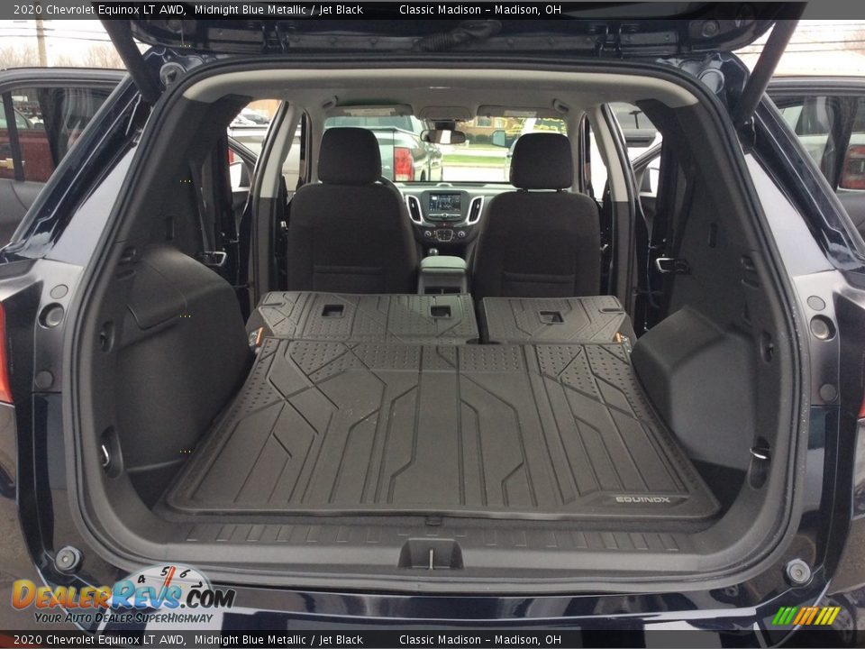 2020 Chevrolet Equinox LT AWD Trunk Photo #27