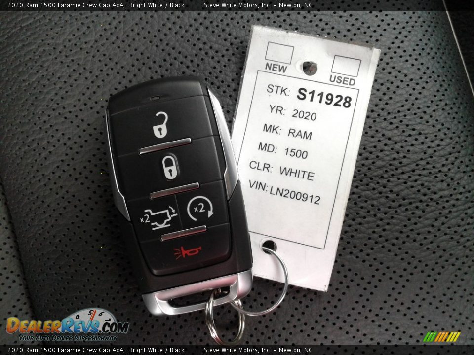 Keys of 2020 Ram 1500 Laramie Crew Cab 4x4 Photo #33