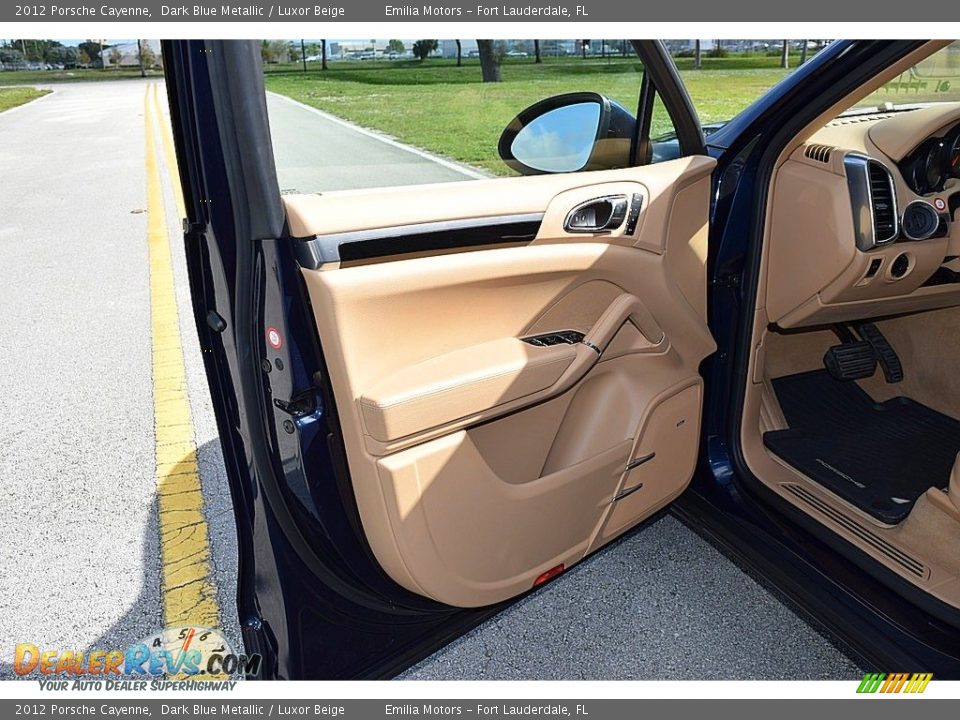 2012 Porsche Cayenne Dark Blue Metallic / Luxor Beige Photo #18
