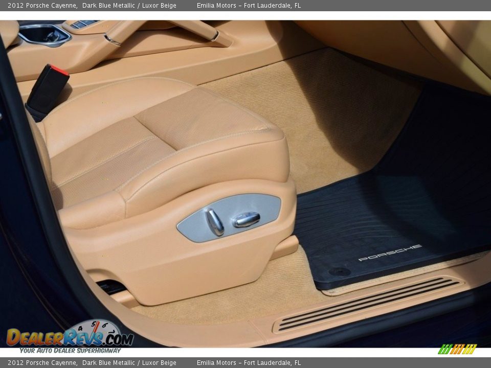 2012 Porsche Cayenne Dark Blue Metallic / Luxor Beige Photo #29