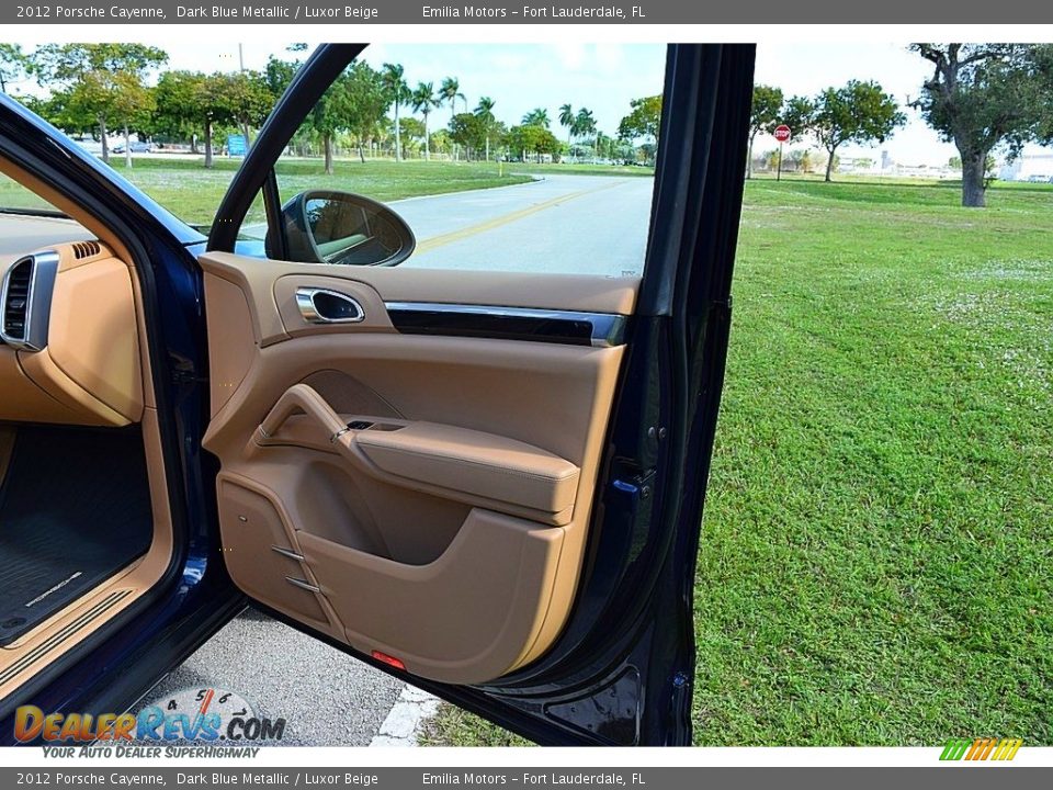 2012 Porsche Cayenne Dark Blue Metallic / Luxor Beige Photo #30
