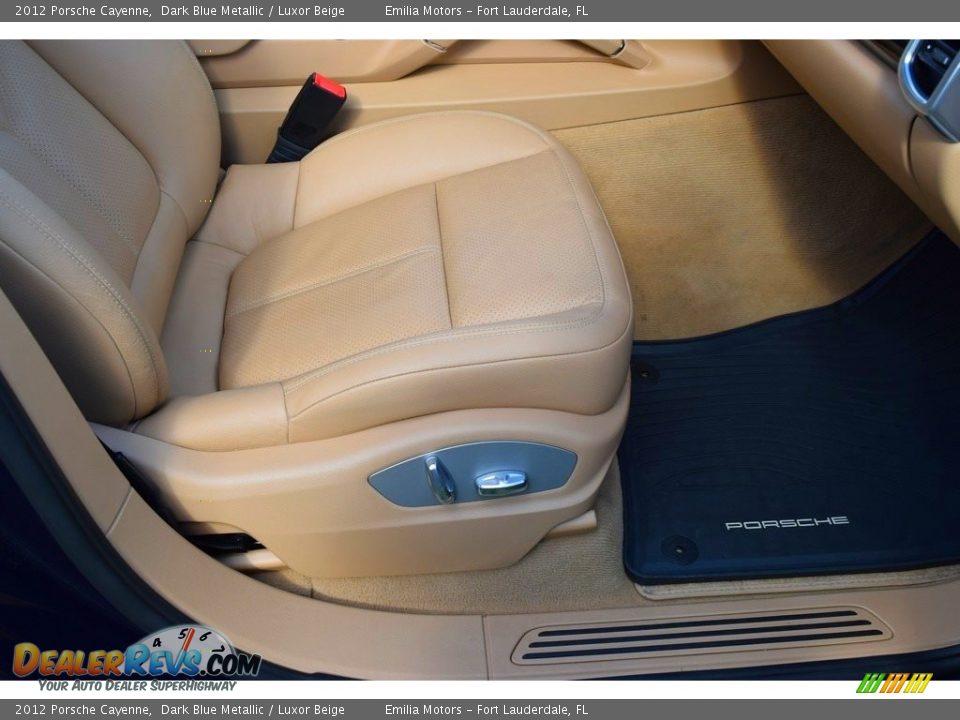 2012 Porsche Cayenne Dark Blue Metallic / Luxor Beige Photo #32