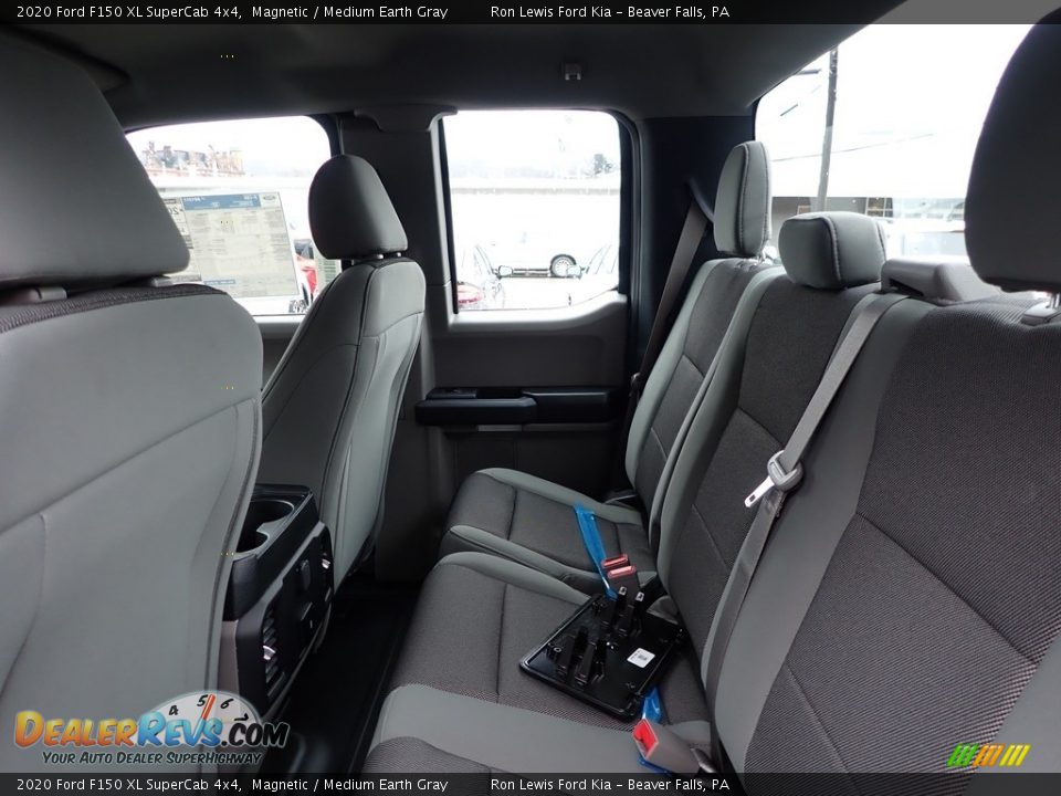 Rear Seat of 2020 Ford F150 XL SuperCab 4x4 Photo #14