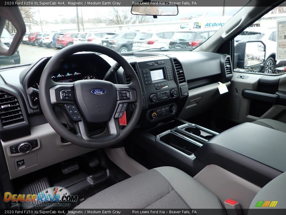 Medium Earth Gray Interior - 2020 Ford F150 XL SuperCab 4x4 Photo #15