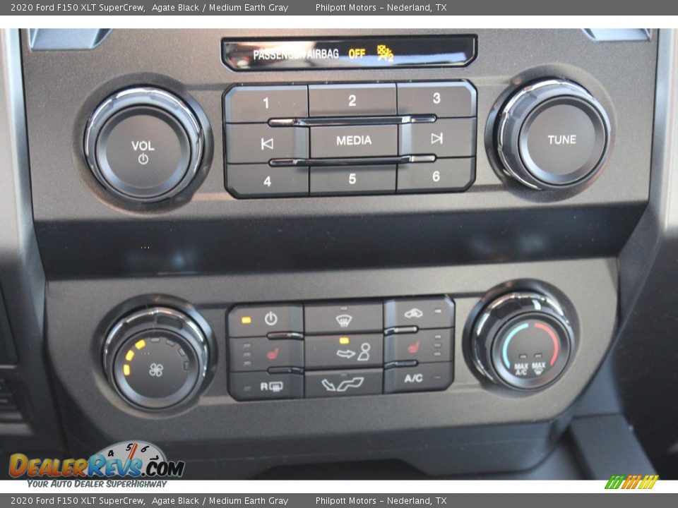 2020 Ford F150 XLT SuperCrew Agate Black / Medium Earth Gray Photo #18