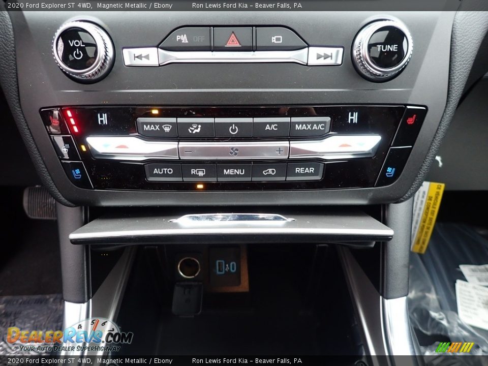 Controls of 2020 Ford Explorer ST 4WD Photo #18