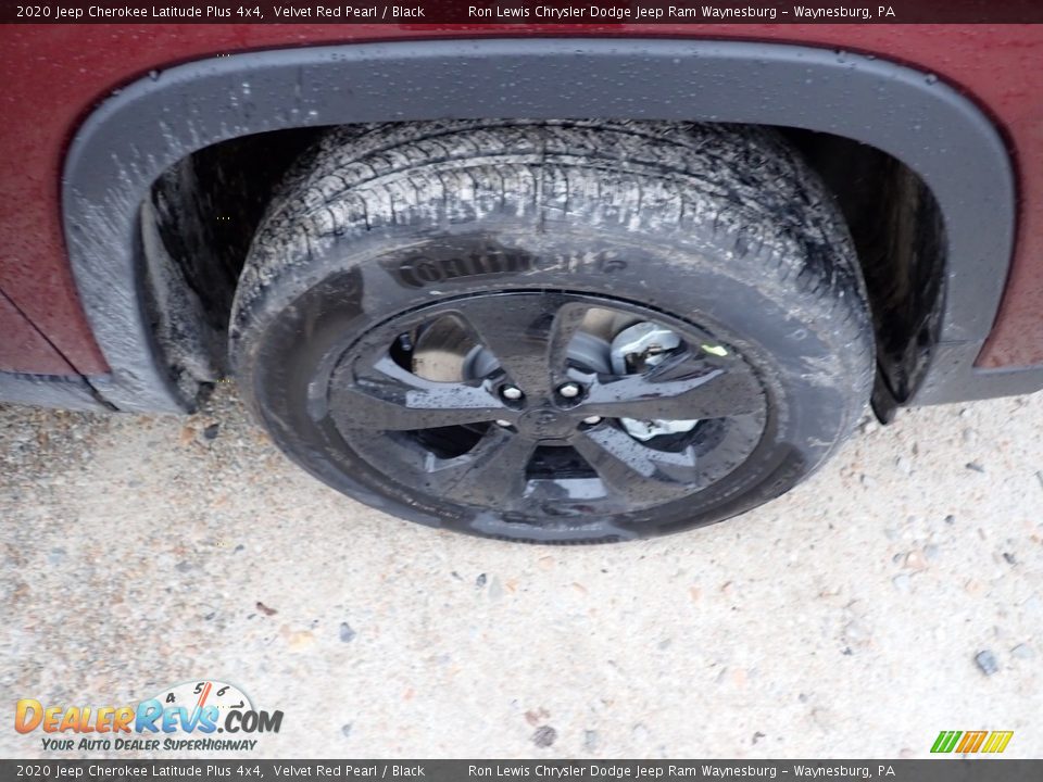 2020 Jeep Cherokee Latitude Plus 4x4 Velvet Red Pearl / Black Photo #9
