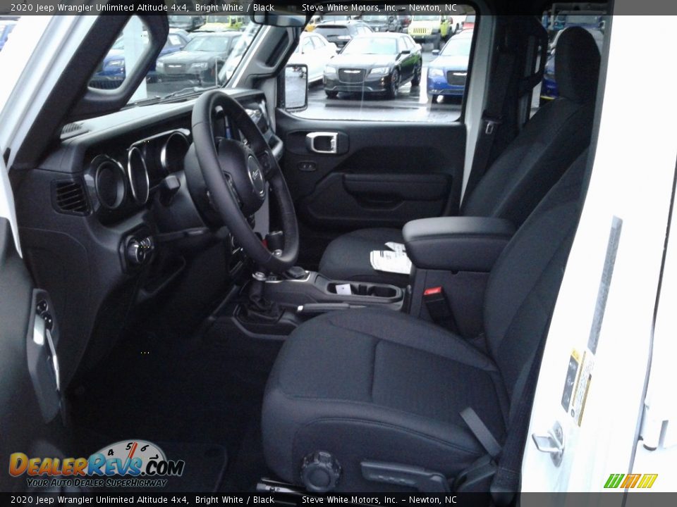 2020 Jeep Wrangler Unlimited Altitude 4x4 Bright White / Black Photo #1