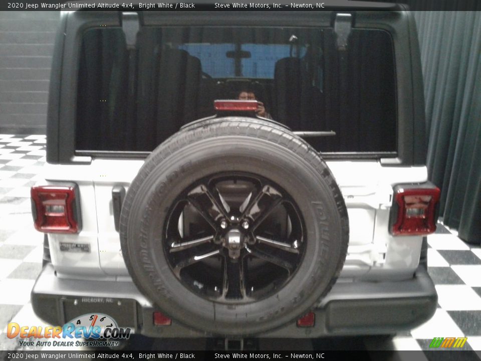 2020 Jeep Wrangler Unlimited Altitude 4x4 Bright White / Black Photo #12