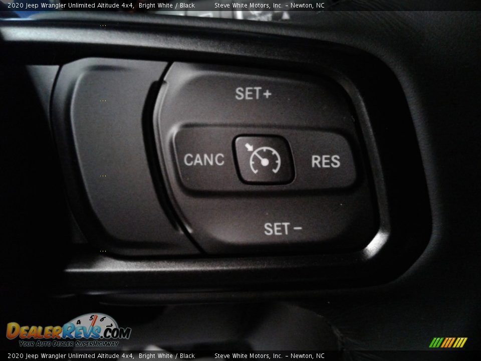 2020 Jeep Wrangler Unlimited Altitude 4x4 Bright White / Black Photo #15