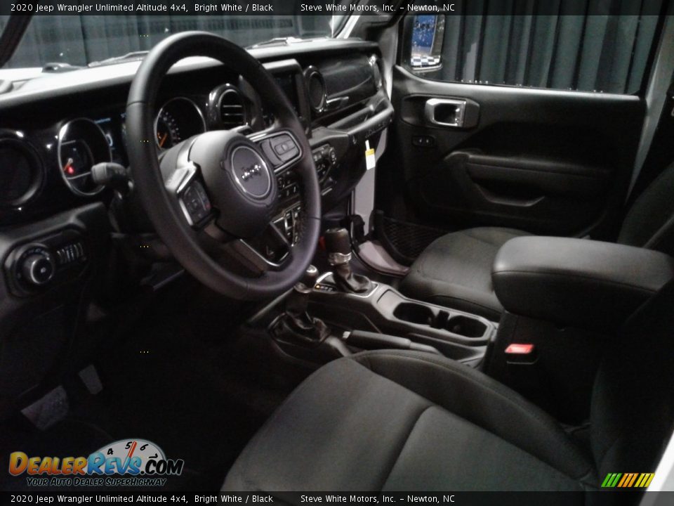 2020 Jeep Wrangler Unlimited Altitude 4x4 Bright White / Black Photo #23