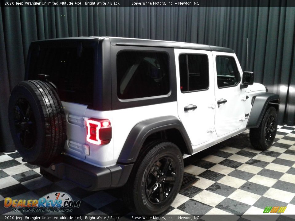 2020 Jeep Wrangler Unlimited Altitude 4x4 Bright White / Black Photo #25