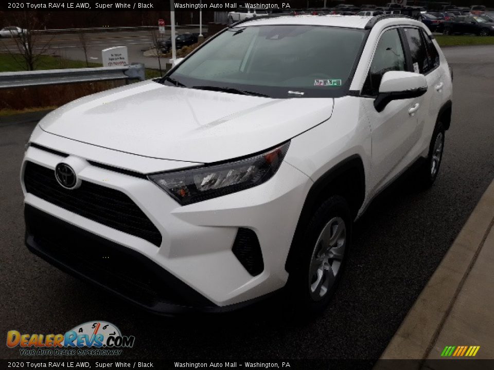 2020 Toyota RAV4 LE AWD Super White / Black Photo #14