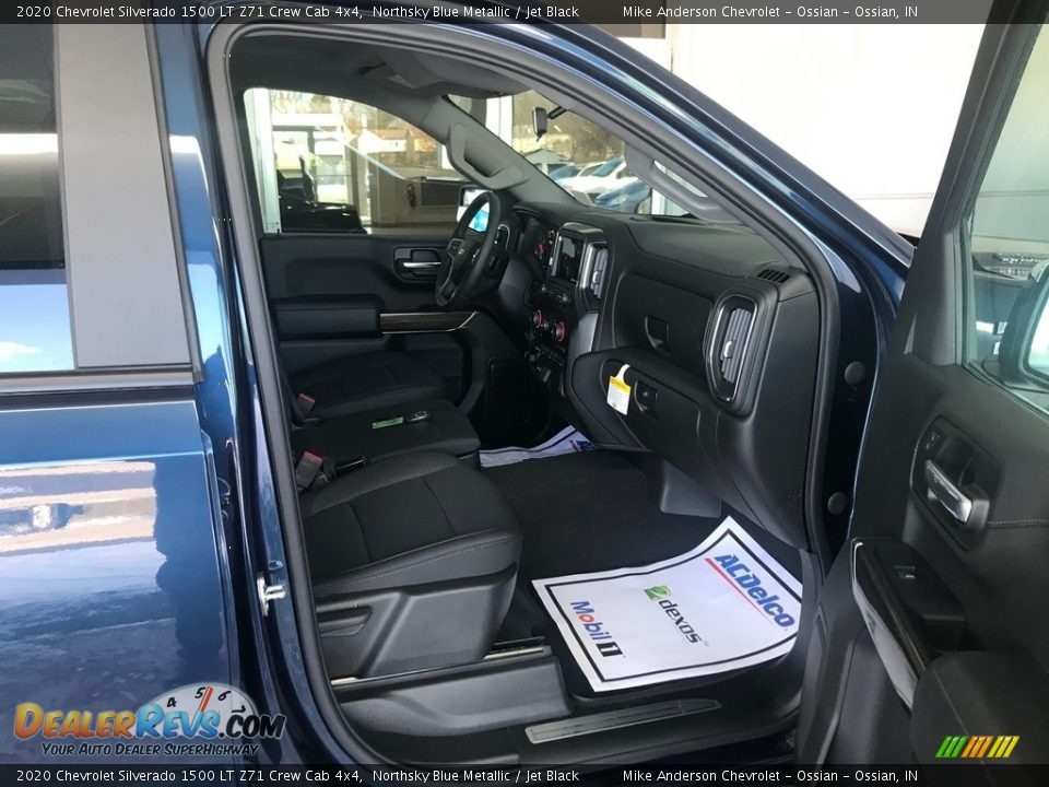 2020 Chevrolet Silverado 1500 LT Z71 Crew Cab 4x4 Northsky Blue Metallic / Jet Black Photo #12