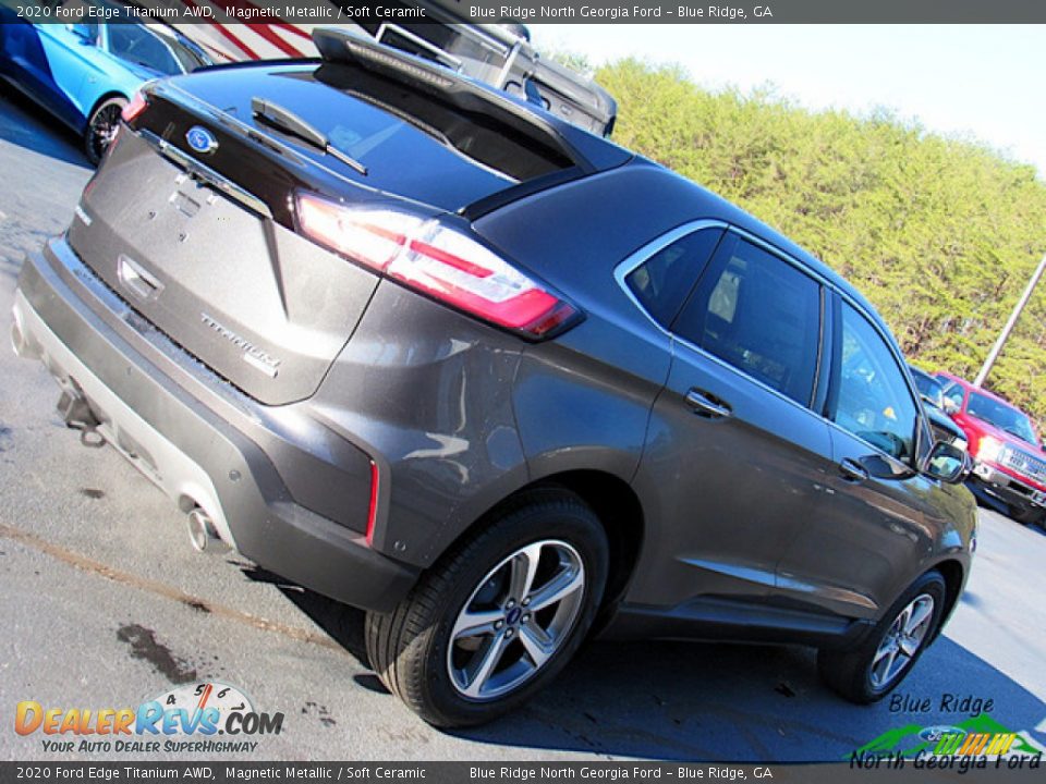 2020 Ford Edge Titanium AWD Magnetic Metallic / Soft Ceramic Photo #33