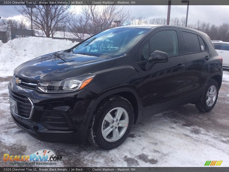 2020 Chevrolet Trax LS Mosaic Black Metallic / Jet Black Photo #5