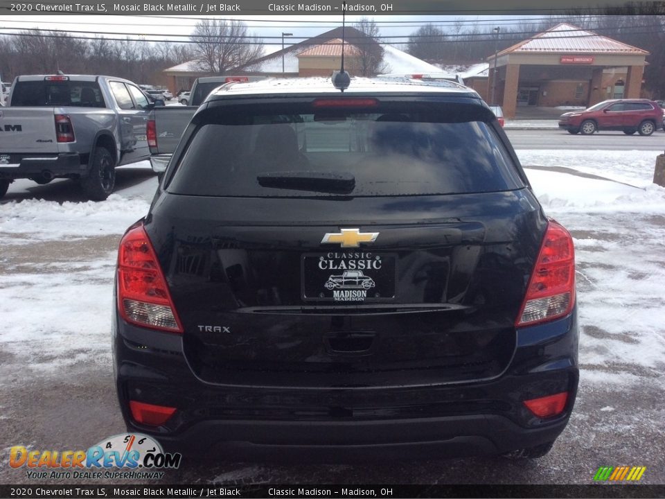 2020 Chevrolet Trax LS Mosaic Black Metallic / Jet Black Photo #8