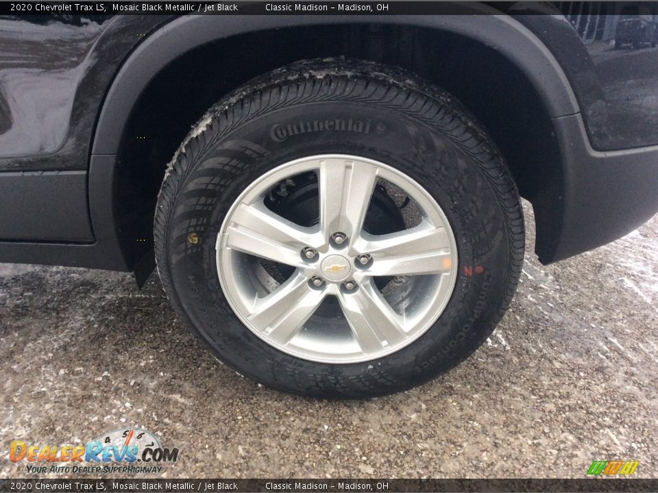 2020 Chevrolet Trax LS Mosaic Black Metallic / Jet Black Photo #9