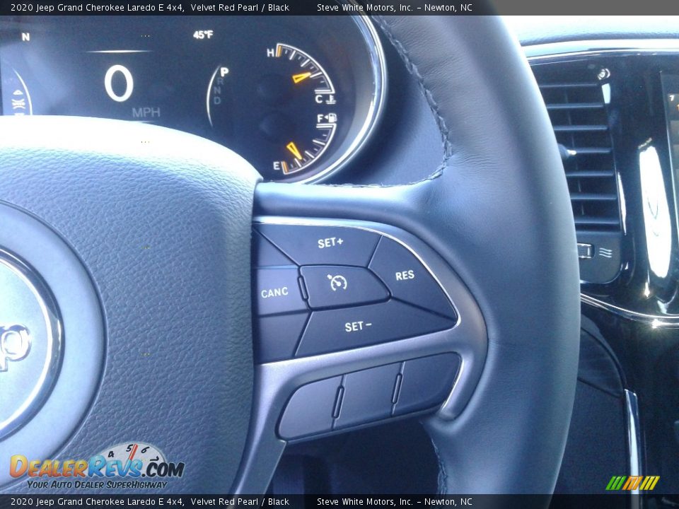 2020 Jeep Grand Cherokee Laredo E 4x4 Velvet Red Pearl / Black Photo #20