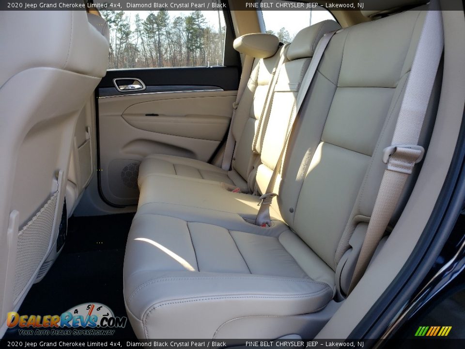 2020 Jeep Grand Cherokee Limited 4x4 Diamond Black Crystal Pearl / Black Photo #6
