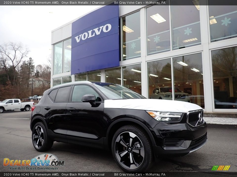 2020 Volvo XC40 T5 Momentum AWD Onyx Black Metallic / Charcoal Photo #1