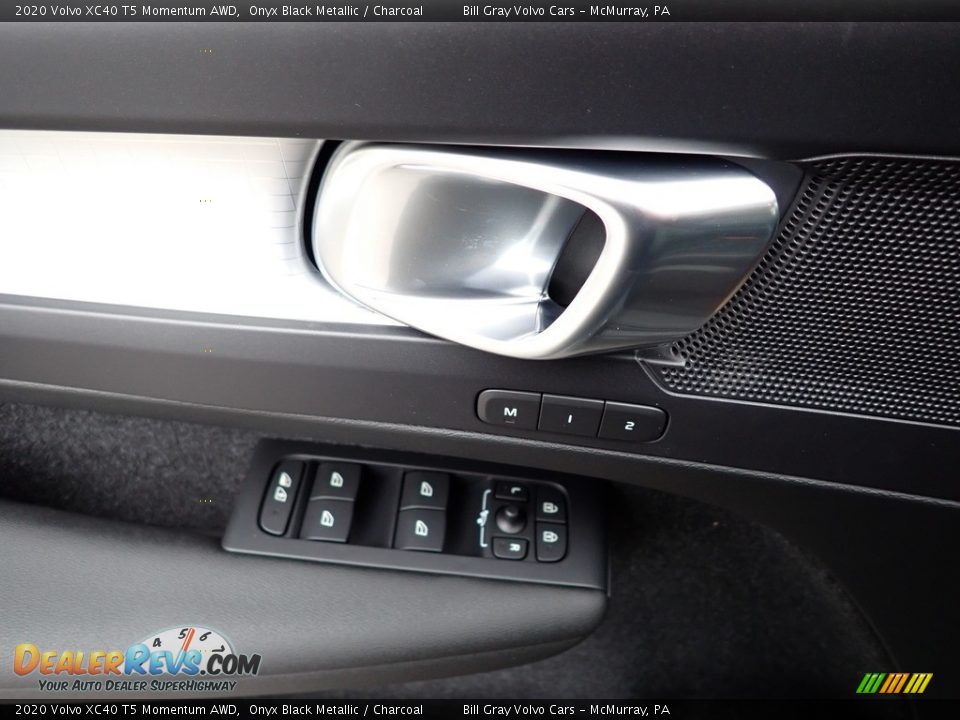 2020 Volvo XC40 T5 Momentum AWD Onyx Black Metallic / Charcoal Photo #10