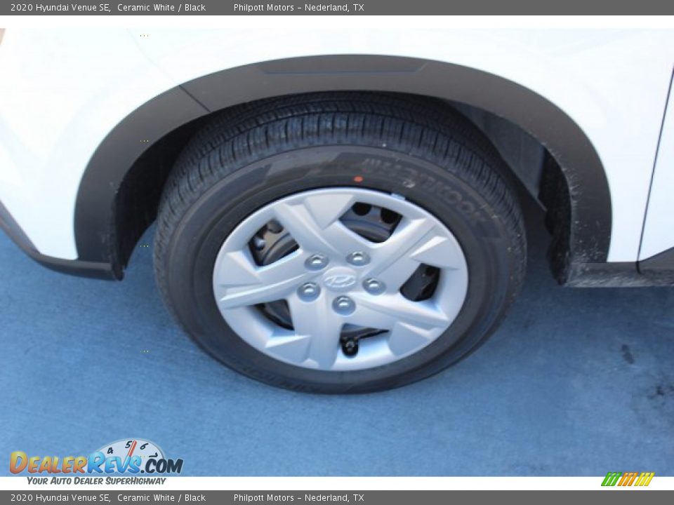 2020 Hyundai Venue SE Ceramic White / Black Photo #5