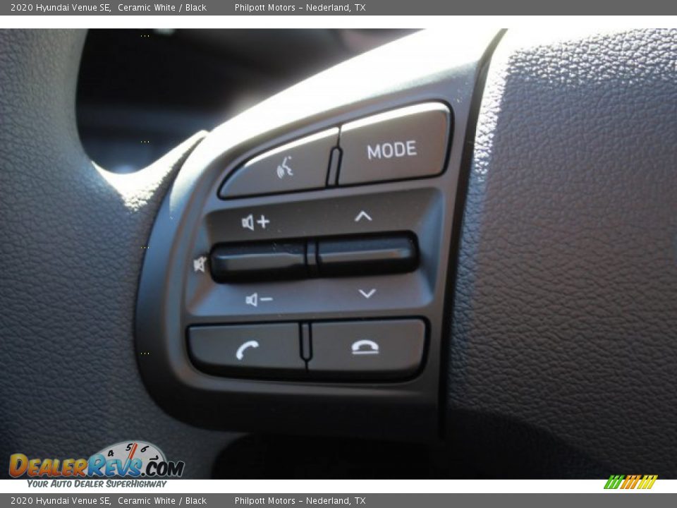 2020 Hyundai Venue SE Ceramic White / Black Photo #11