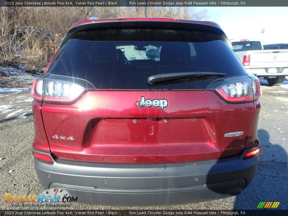 2020 Jeep Cherokee Latitude Plus 4x4 Velvet Red Pearl / Black Photo #4