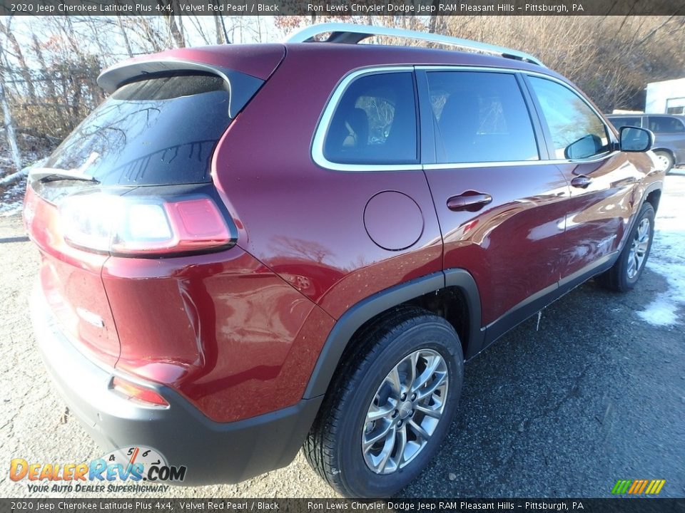 2020 Jeep Cherokee Latitude Plus 4x4 Velvet Red Pearl / Black Photo #6