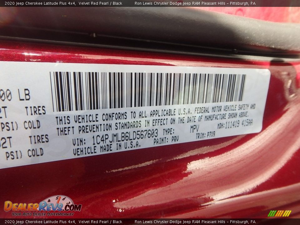 2020 Jeep Cherokee Latitude Plus 4x4 Velvet Red Pearl / Black Photo #15