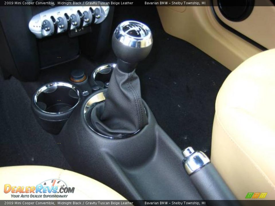 2009 Mini Cooper Convertible Midnight Black / Gravity Tuscan Beige Leather Photo #15
