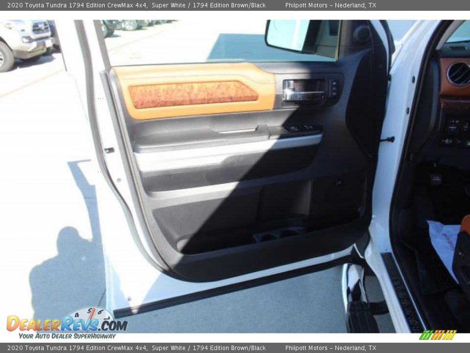 2020 Toyota Tundra 1794 Edition CrewMax 4x4 Super White / 1794 Edition Brown/Black Photo #9