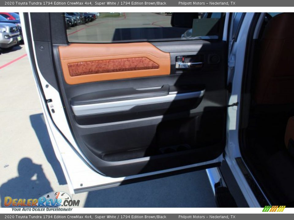 2020 Toyota Tundra 1794 Edition CrewMax 4x4 Super White / 1794 Edition Brown/Black Photo #22