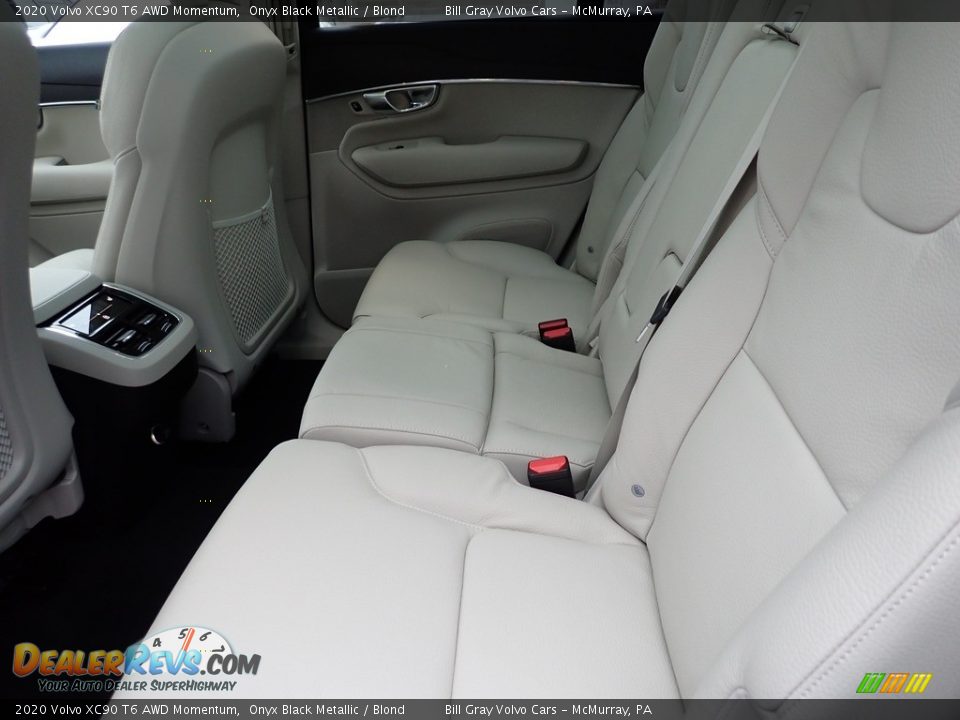 2020 Volvo XC90 T6 AWD Momentum Onyx Black Metallic / Blond Photo #8