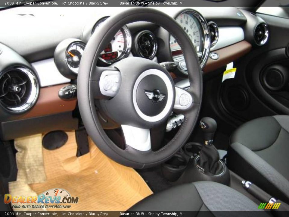 2009 Mini Cooper Convertible Hot Chocolate / Black/Grey Photo #10