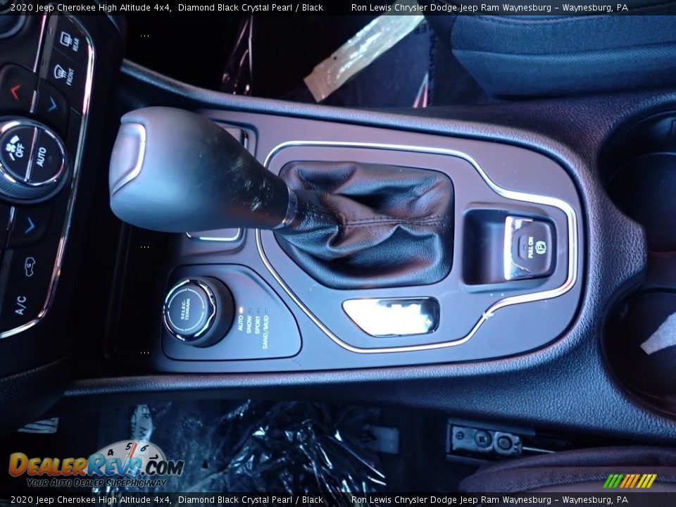 2020 Jeep Cherokee High Altitude 4x4 Diamond Black Crystal Pearl / Black Photo #16