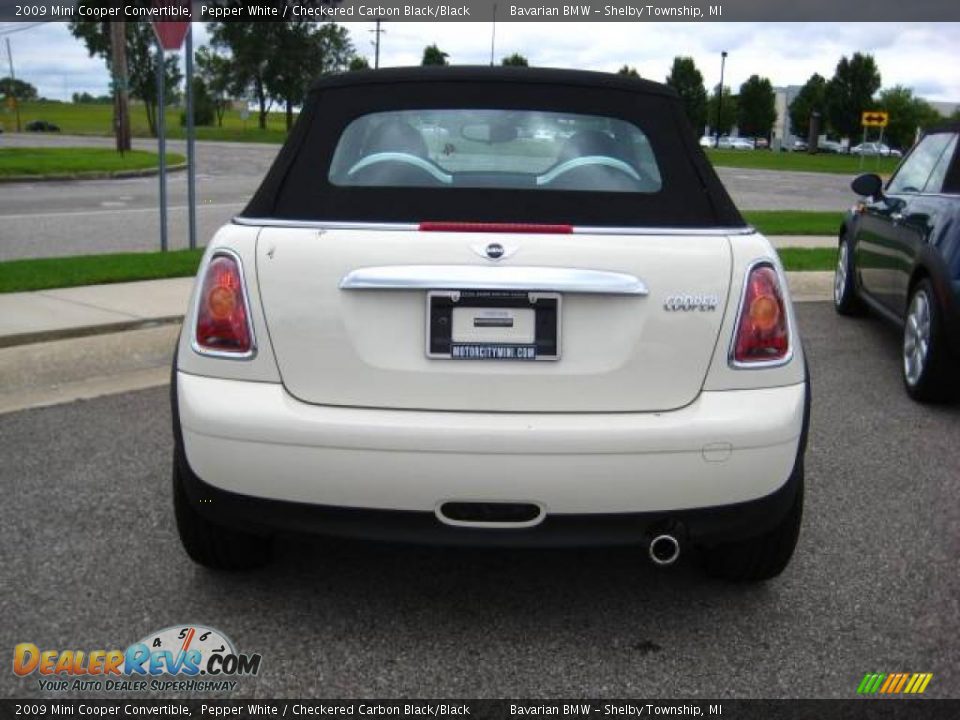 2009 Mini Cooper Convertible Pepper White / Checkered Carbon Black/Black Photo #4