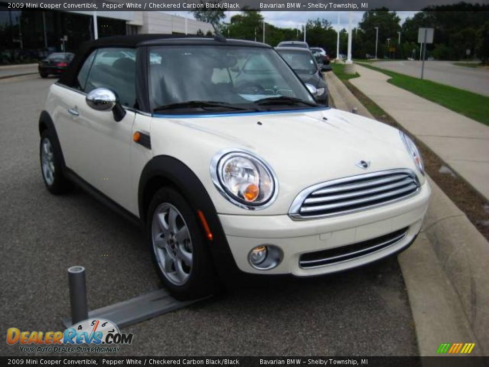 2009 Mini Cooper Convertible Pepper White / Checkered Carbon Black/Black Photo #6
