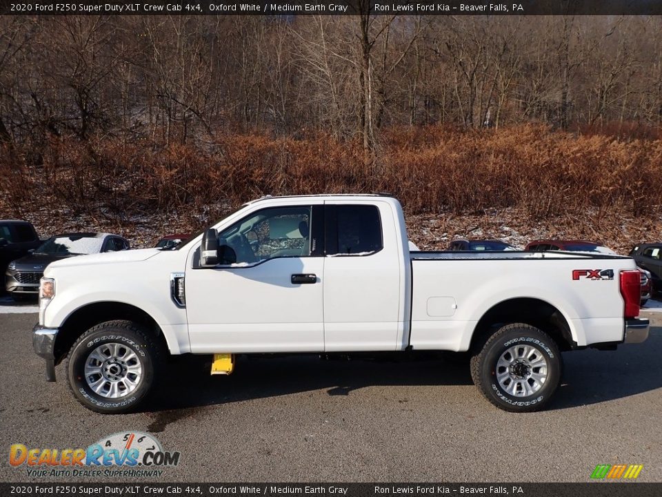 2020 Ford F250 Super Duty XLT Crew Cab 4x4 Oxford White / Medium Earth Gray Photo #5