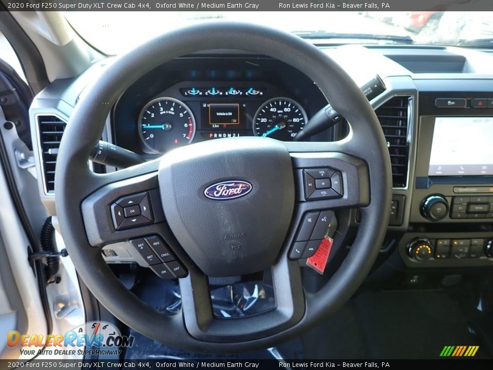 2020 Ford F250 Super Duty XLT Crew Cab 4x4 Oxford White / Medium Earth Gray Photo #17