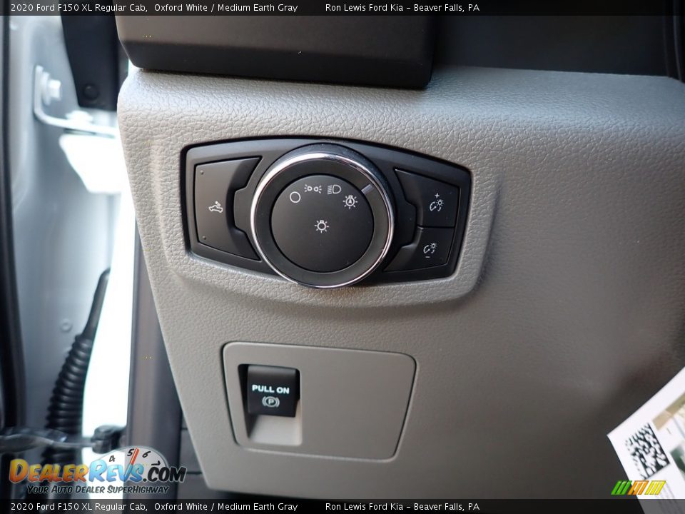2020 Ford F150 XL Regular Cab Oxford White / Medium Earth Gray Photo #16