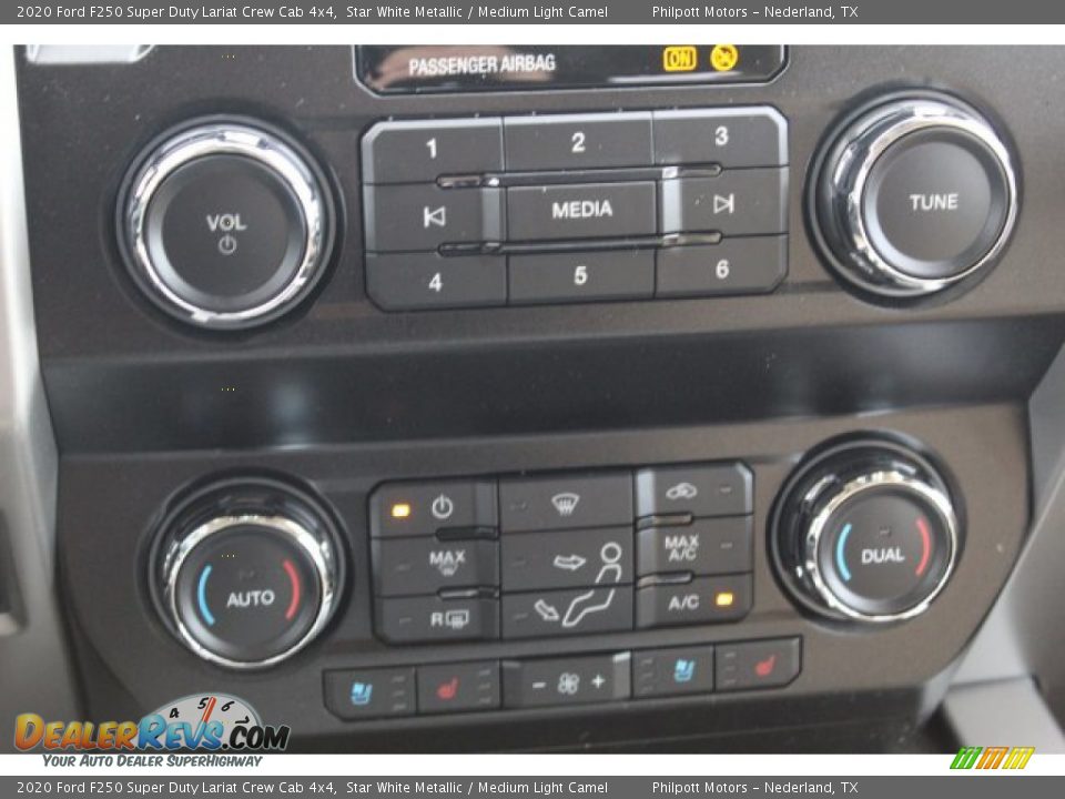 2020 Ford F250 Super Duty Lariat Crew Cab 4x4 Star White Metallic / Medium Light Camel Photo #19