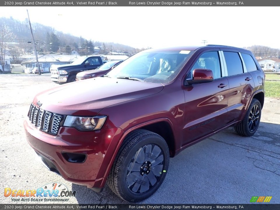 2020 Jeep Grand Cherokee Altitude 4x4 Velvet Red Pearl / Black Photo #1