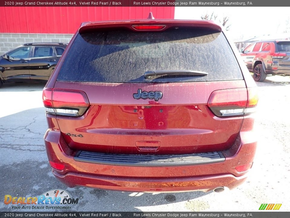 2020 Jeep Grand Cherokee Altitude 4x4 Velvet Red Pearl / Black Photo #4