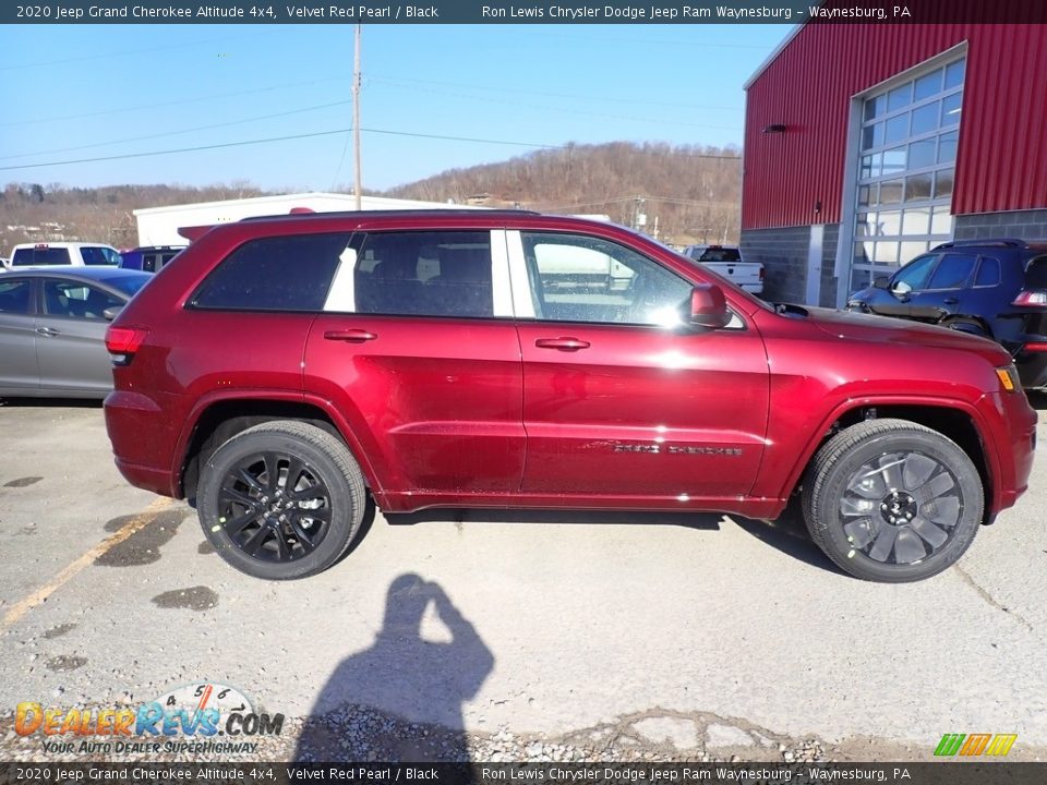 2020 Jeep Grand Cherokee Altitude 4x4 Velvet Red Pearl / Black Photo #6