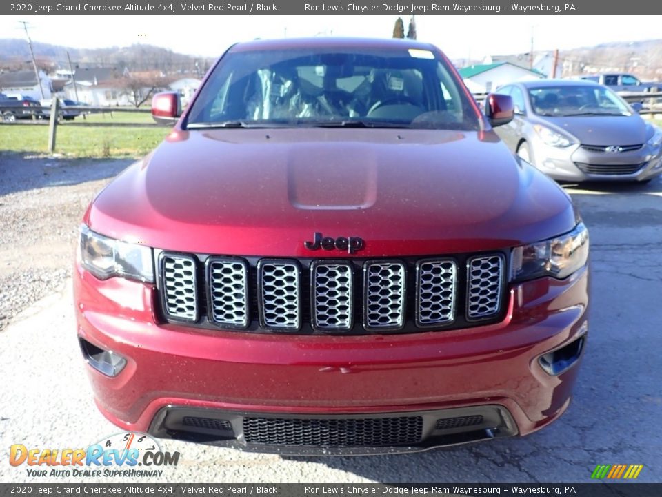 2020 Jeep Grand Cherokee Altitude 4x4 Velvet Red Pearl / Black Photo #8