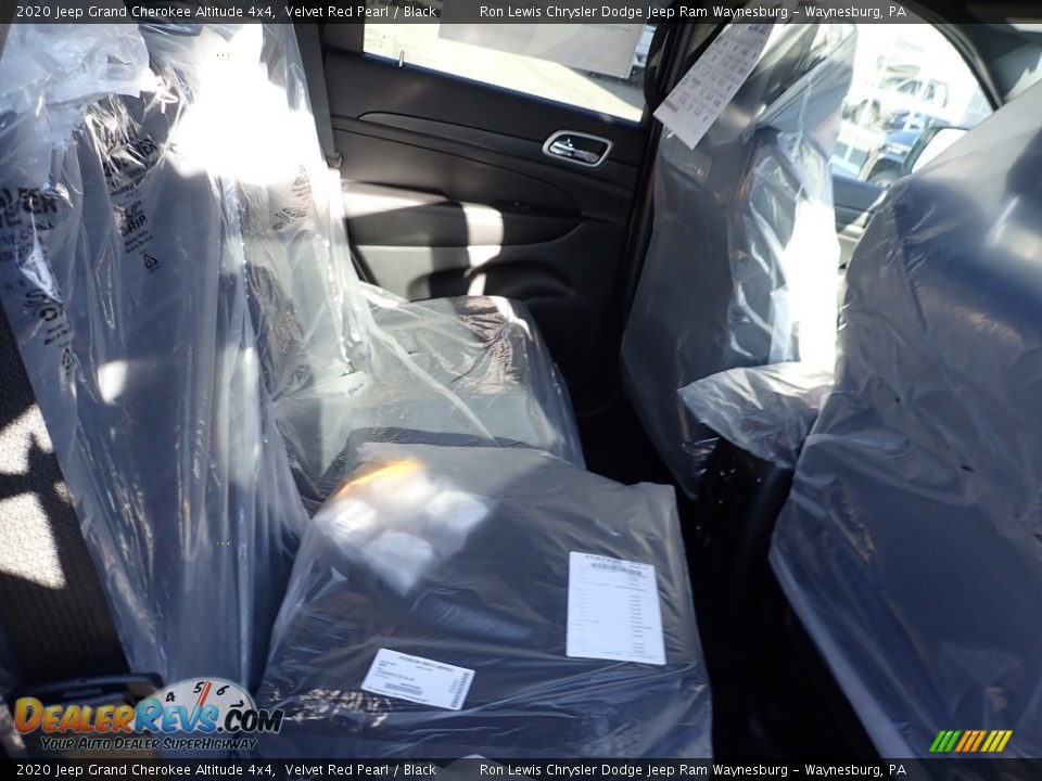 2020 Jeep Grand Cherokee Altitude 4x4 Velvet Red Pearl / Black Photo #12