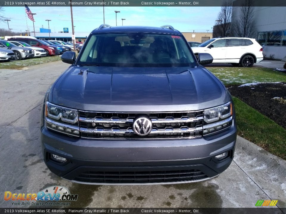 2019 Volkswagen Atlas SE 4Motion Platinum Gray Metallic / Titan Black Photo #2