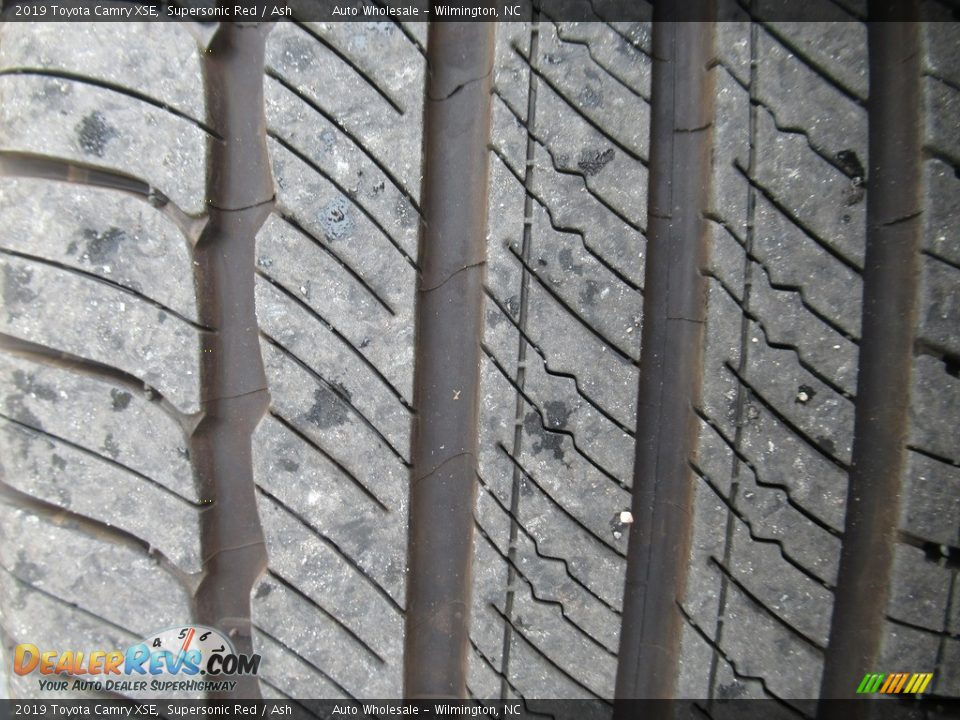 2019 Toyota Camry XSE Supersonic Red / Ash Photo #8